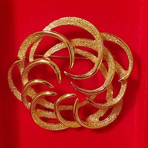 Vintage Sarah Coventry Brooch